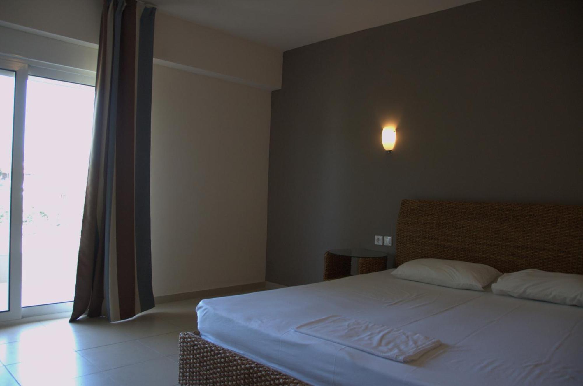 Hotel Sarti Beach מראה חיצוני תמונה