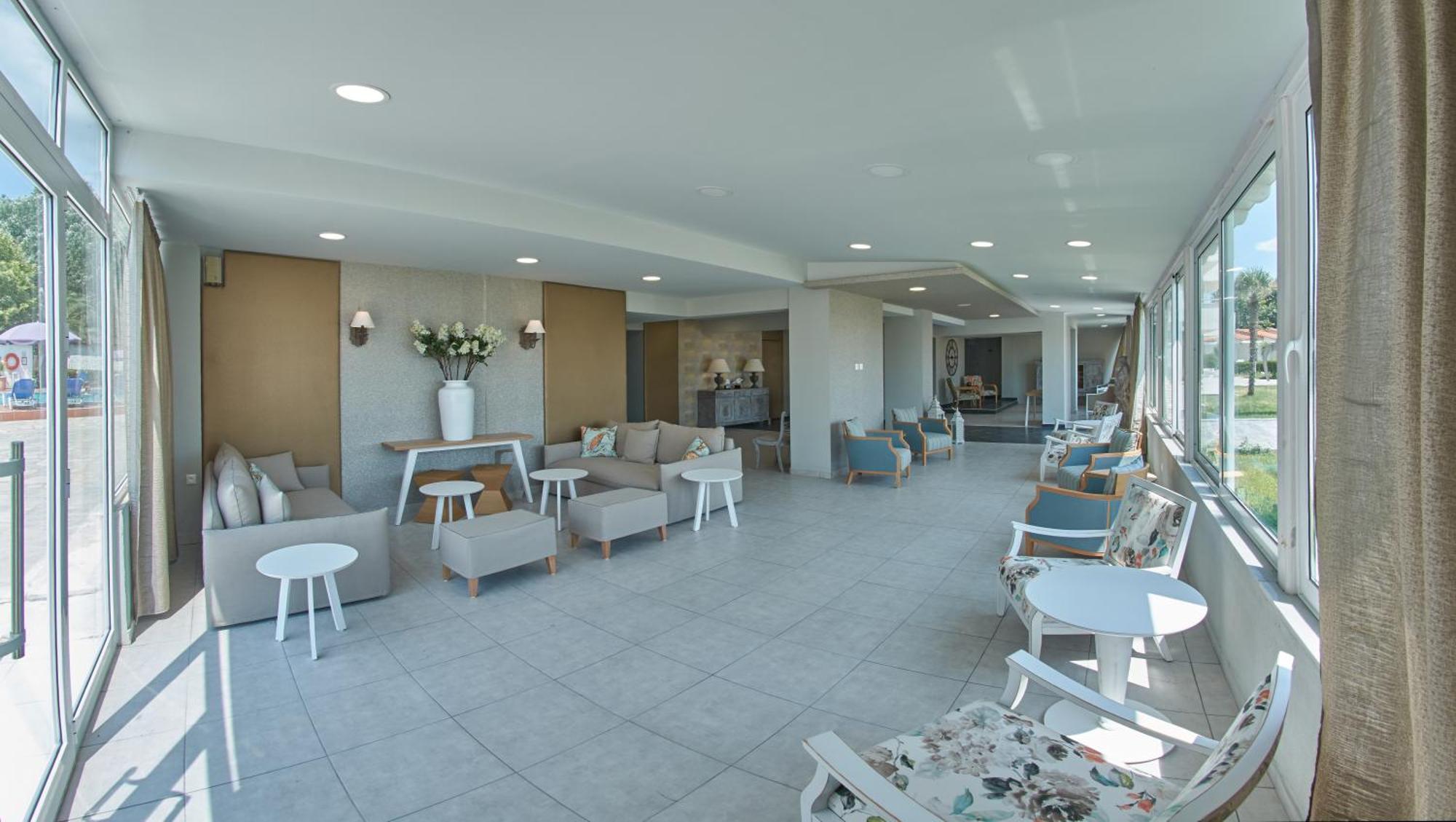 Hotel Sarti Beach מראה חיצוני תמונה