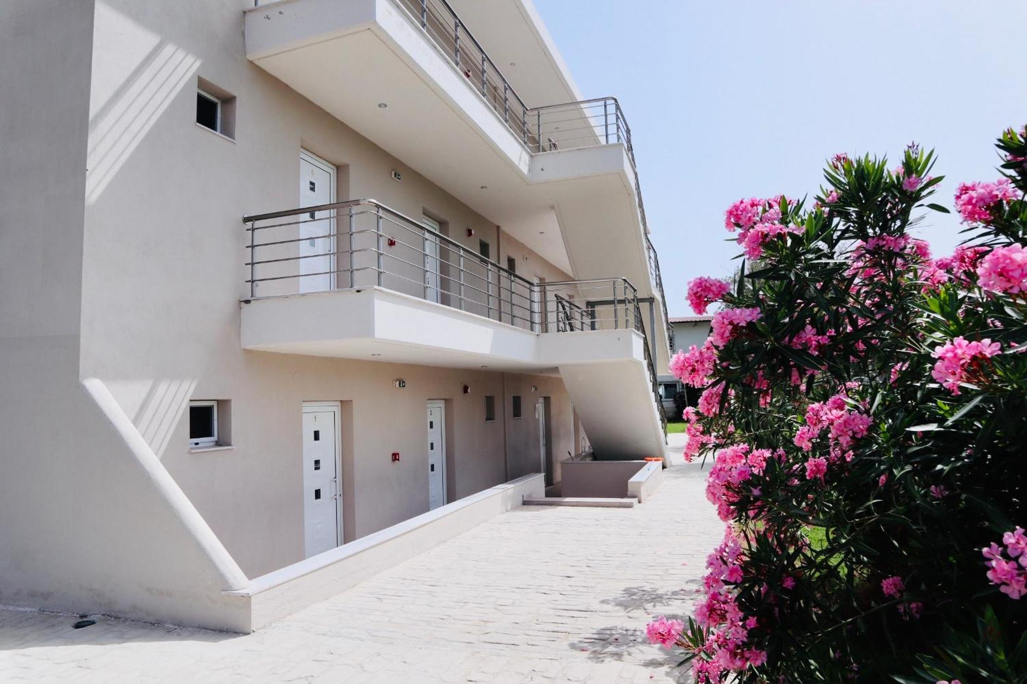 Hotel Sarti Beach מראה חיצוני תמונה